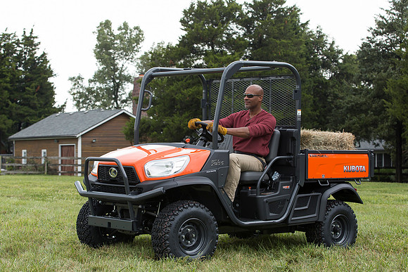 Kubota_RTVX900_CDP2015_1126