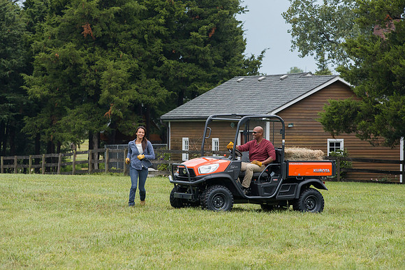 Kubota_RTVX900_CDP2015_0319