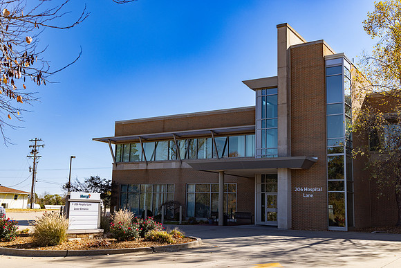 PER_Clinic_206_HospitalLane_Perryville_MO_Exterior_25