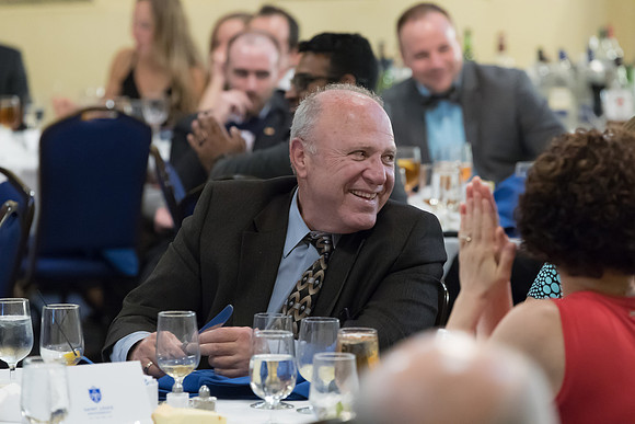 SLU_OrthopaedicSurgery_2017_Graduation_269
