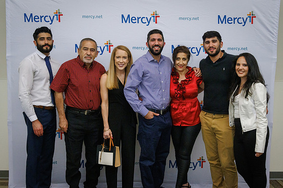 Mercy_IMGraduation2023_67