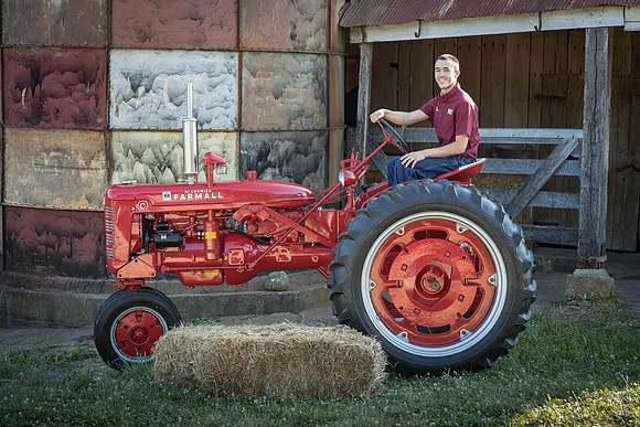 4Rivers_2017Tractor_039