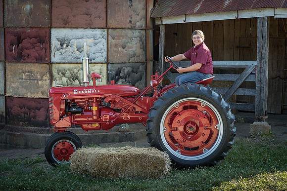 4Rivers_2017Tractor_049