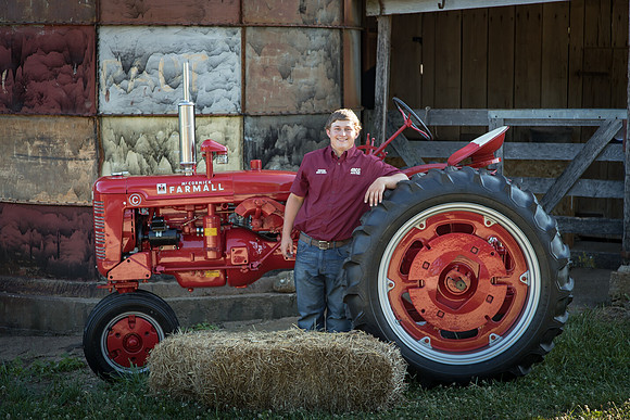 4Rivers_2017Tractor_052