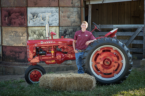 4Rivers_2017Tractor_071