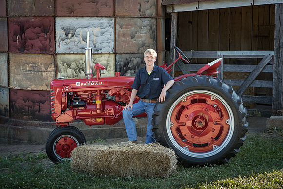 4Rivers_2017Tractor_093