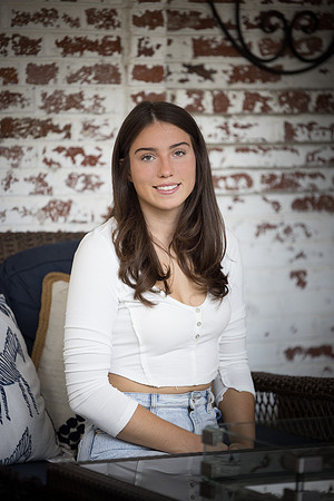 MadelineGladson_Fall2023_26