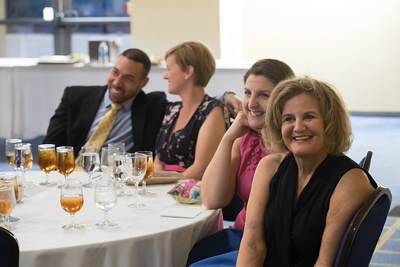 SLU_OrthopaedicSurgery_2017_Graduation_300