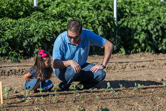 HomeGarden_Lifestyle_Camarillo_CA_0009