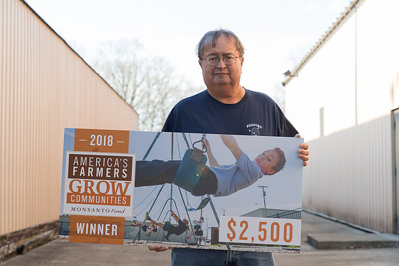 AmericasFarmers_BedfordBeekeepers_033