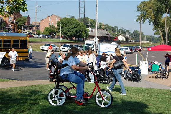 Rotary Trail Day 2009 001