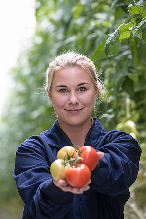 DeRuiter_Leamington_Customer_1131