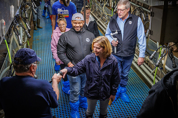 MidwestDairy_cdp_1172