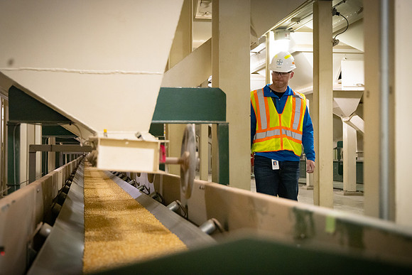 BCS_NA_Grinnell_Production_4563