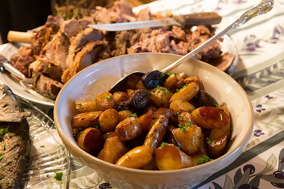 Provencal Leg of Lamb & Potatoes_CDPe_6282