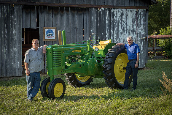 4Rivers_2018Tractor_230