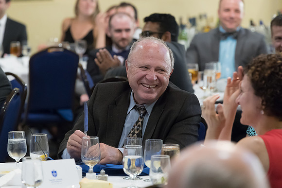 SLU_OrthopaedicSurgery_2017_Graduation_271
