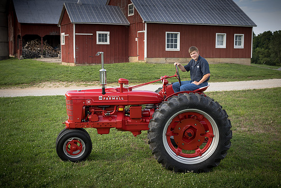 4Rivers_2020Tractor_1