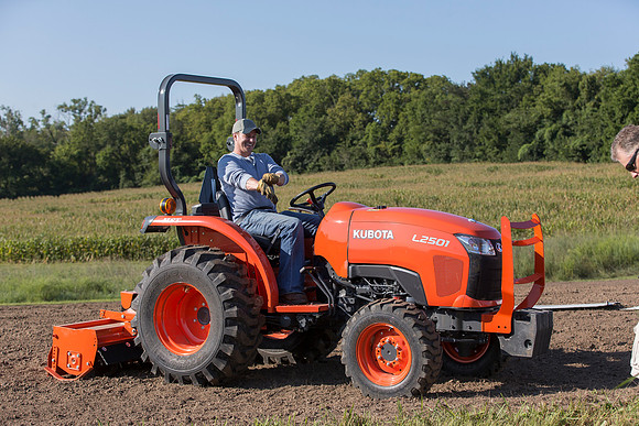 Kubota_L2501_CDP2015_0340