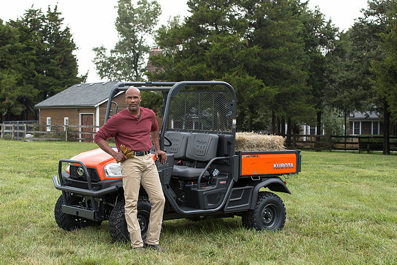 Kubota_RTVX900_CDP2015_1201