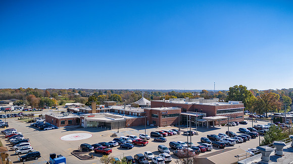 PER_Hospital_434_N.WestStreet_Perryville_MO_Exterior_22