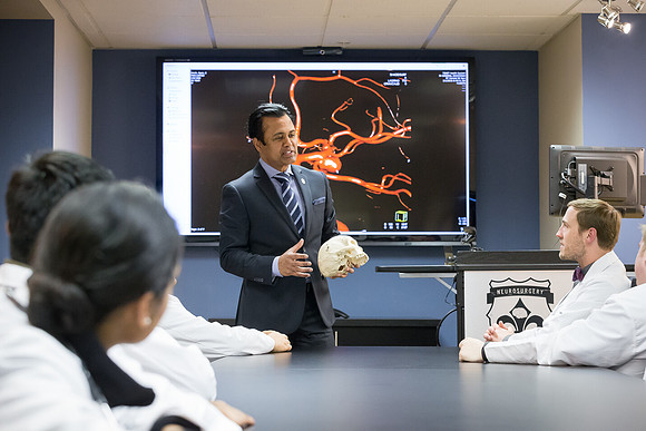 SLU_Neurosurgery_Feb2016_007