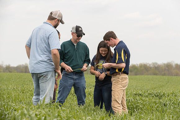 AmericasFarmers_BallardCountyHS_3610