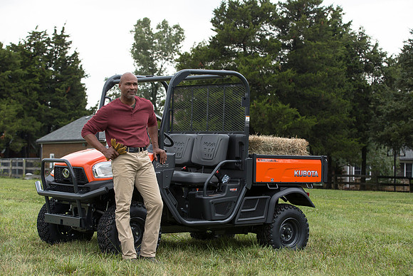 Kubota_RTVX900_CDP2015_1209