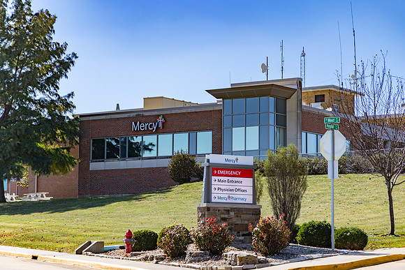 PER_Hospital_434_N.WestStreet_Perryville_MO_Exterior_31