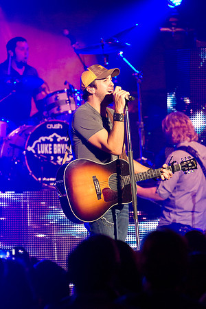 DKLukeBryan166