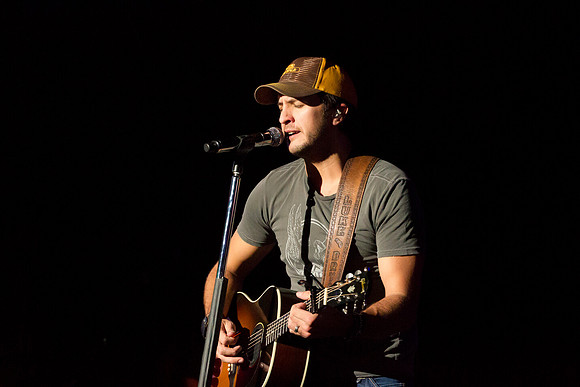 DKLukeBryan055