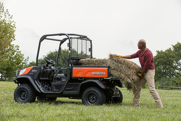 Kubota_RTVX900_CDP2015_1305