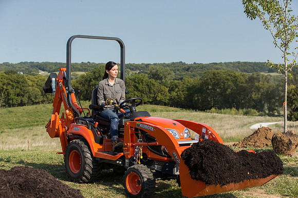 Kubota_BX25D_CDP2015_1100