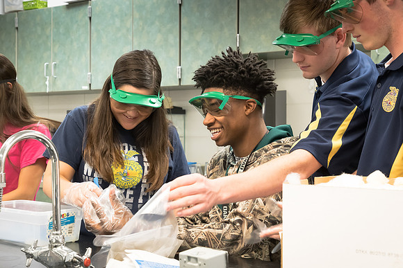 AmericasFarmers_BallardCountyHS_2630