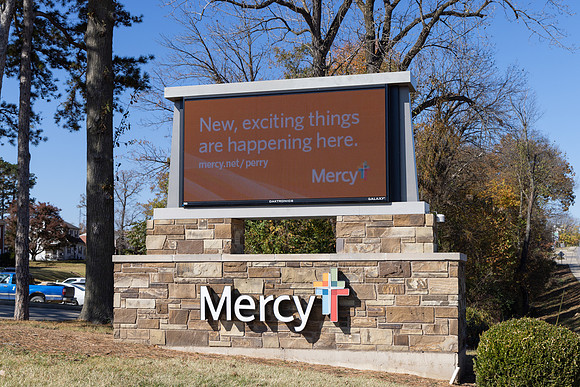 PER_Signs_434_N.WestStreet_Perryville_MO_Exterior_30